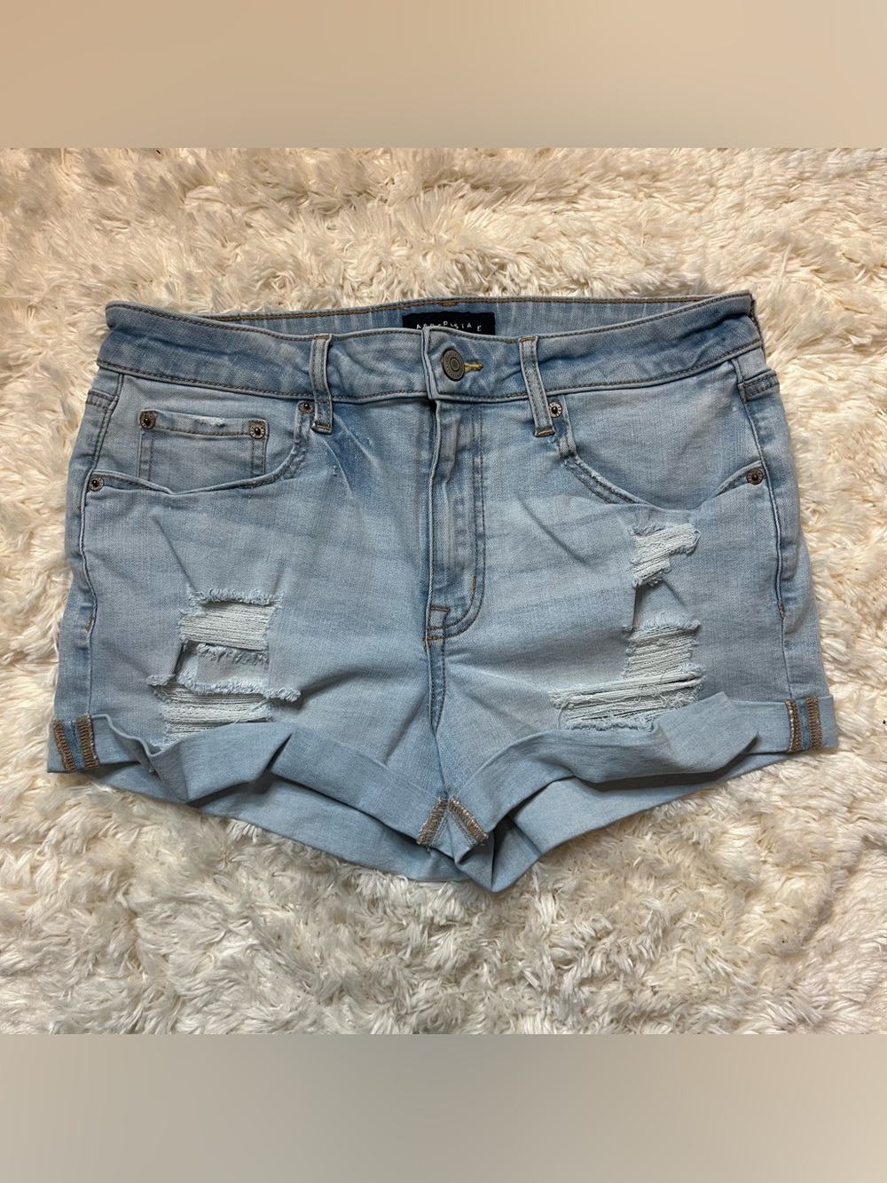 Aeropostale Women’s Light Blue Distressed Denim Jean Shorts  Size 10 Casual